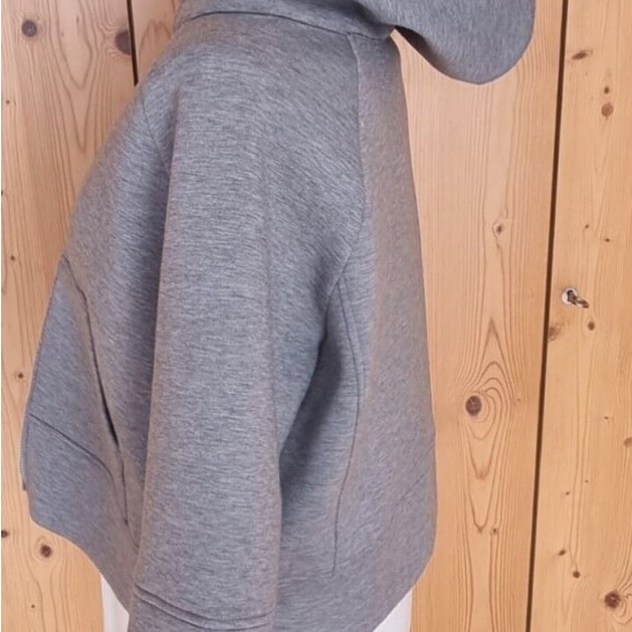 Transitional Jacket - Picture 2 of 4